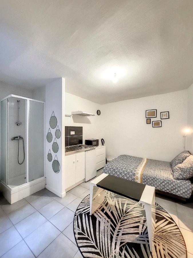 Au Soleil Dormant Apartment Nantes Ngoại thất bức ảnh